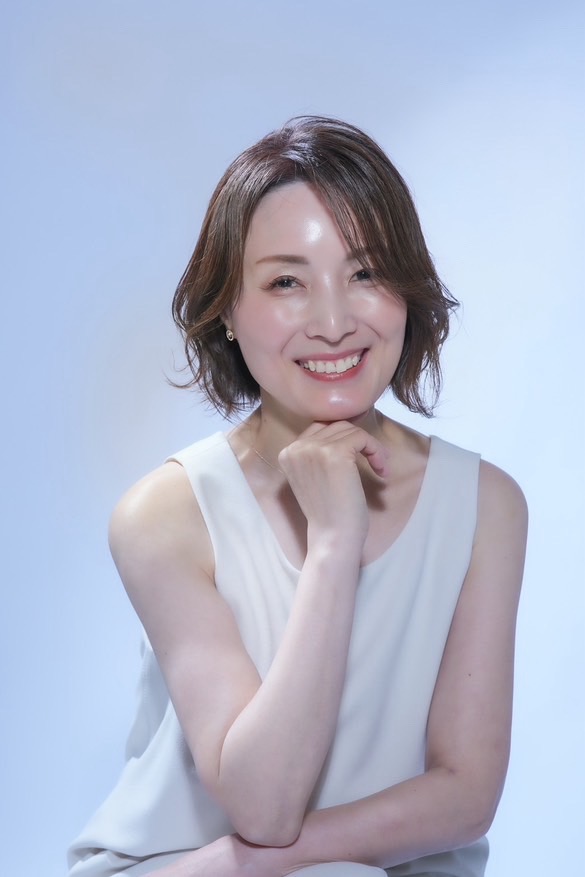 アートメイク　スタッフ⑤